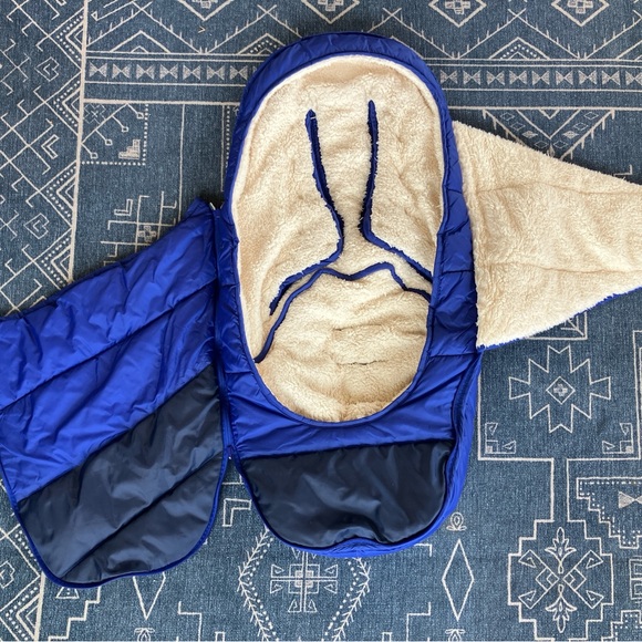 L.L. Bean Blue stroller bunting / stroller sleeping bag - Picture 2 of 3